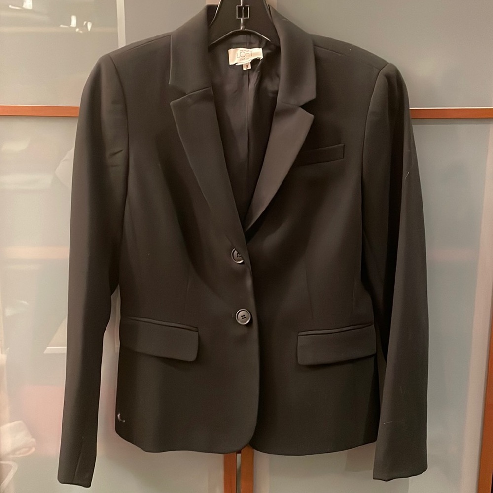Used- Ann Taylor Loft Black Blazer, size 6 petite